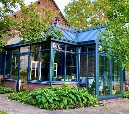 B&B De Lage Zwaluw Zwaluwe Екстериор снимка