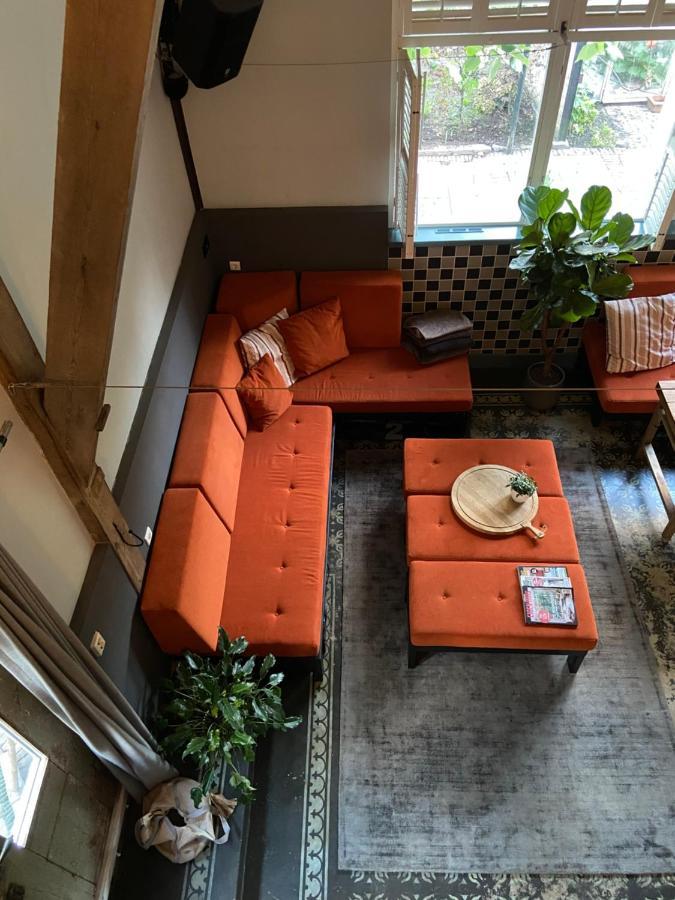 B&B De Lage Zwaluw Zwaluwe Екстериор снимка