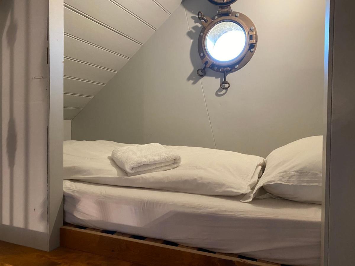 B&B De Lage Zwaluw Zwaluwe Екстериор снимка